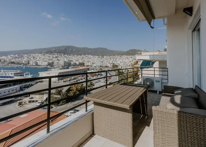 Blue Lotus By The Sea * Kavala